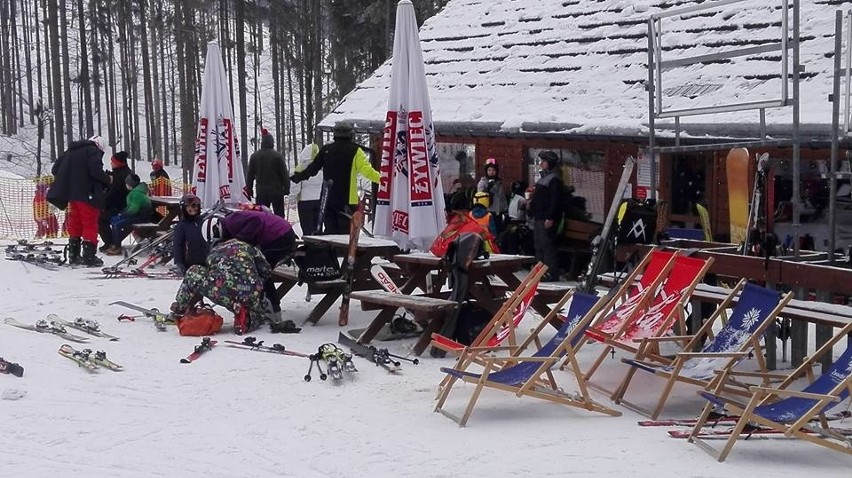 Zima w Zwardoniu 2019 jest śnieżna i mroźna. W Beskidach...