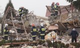 Wybuch kompletnie zniszczył dom w Trlągu. Jedna osoba w szpitalu [zdjęcia, wideo]
