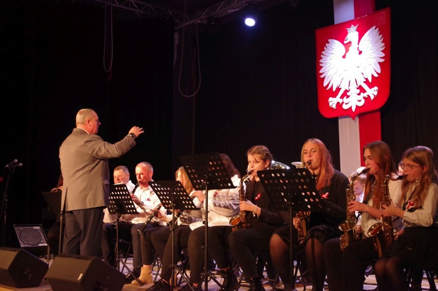 Koncert "Kuźnica - miastu" i nowa wystawa z cyklu "Suchedniowskie Rody"