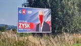 Niszczył banery wyborcze na Dolnym Śląsku. Złapała go policja. Grozi mu do 5 lat więzienia
