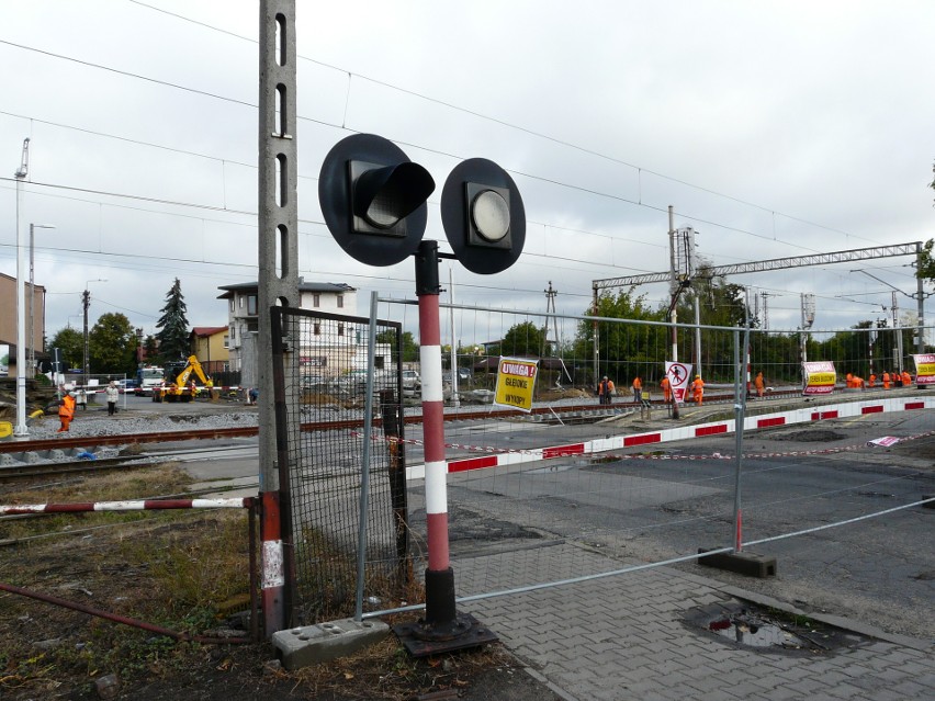 Kłopotliwy remont zakończony. Otwarty przejazd kolejowy przez ul. Wspólną ZDJĘCIA