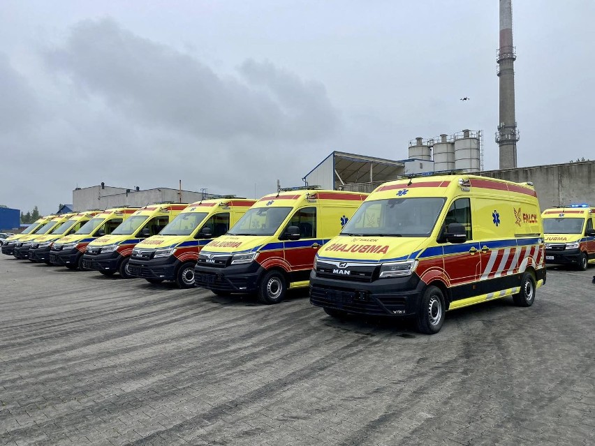 Firma Falck Medycyna odebrała 18 nowoczesnych ambulansów