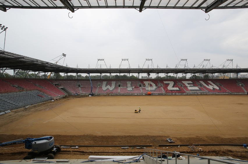 Budowa stadionu Widzewa. Jest już cały napis! [ZDJĘCIA, FILM]