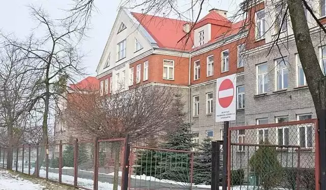 Budynek II Liceum Ogólnokształcącego im. Gen. Gustawa Orlicz-Dreszera w Chełmie
