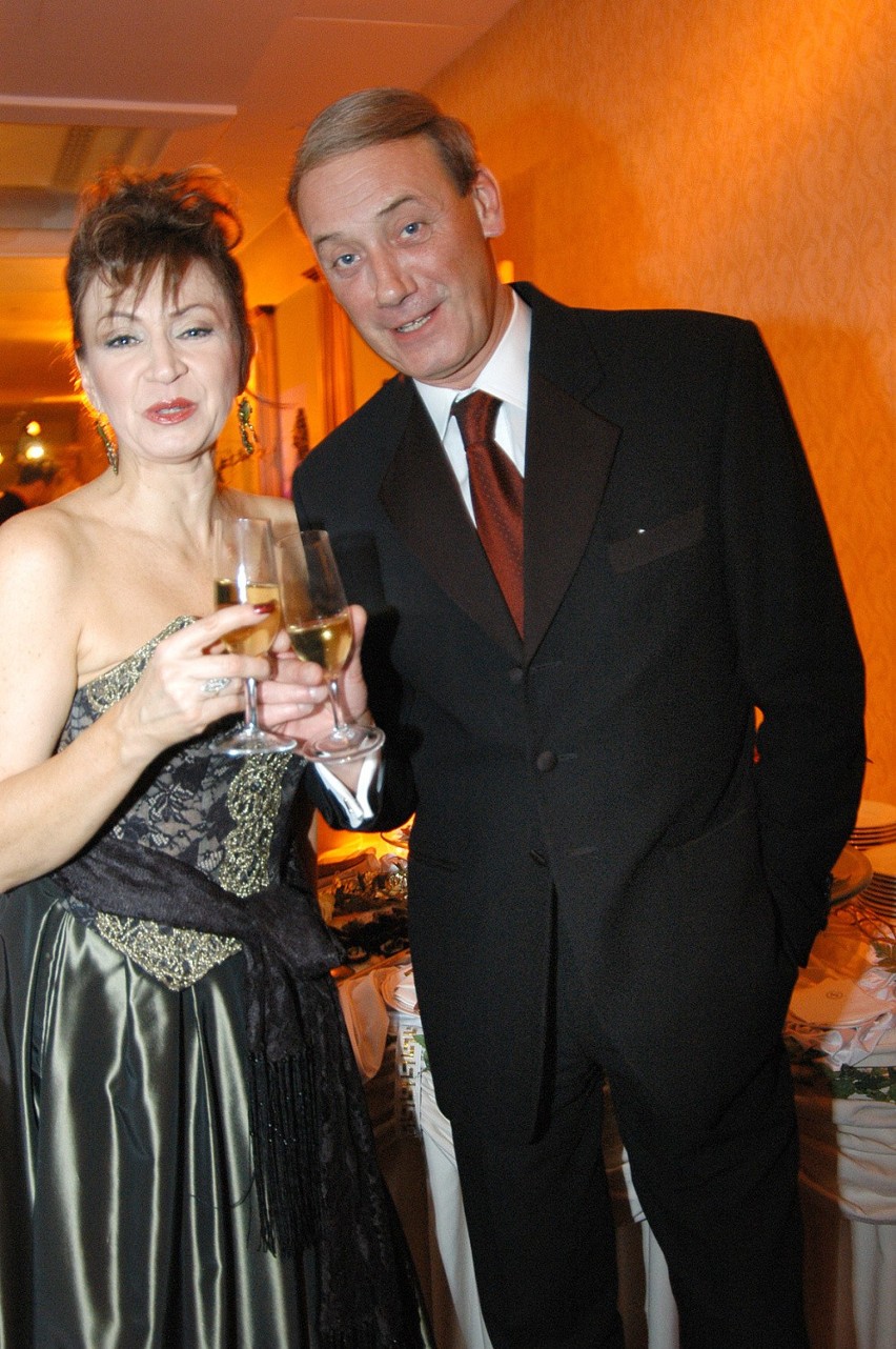 Dariusz Szpakowski ma piękną żonę! Od ponad 30 lat komentator sportowy tworzy szczęśliwe małżeństwo ze znaną aktorką!