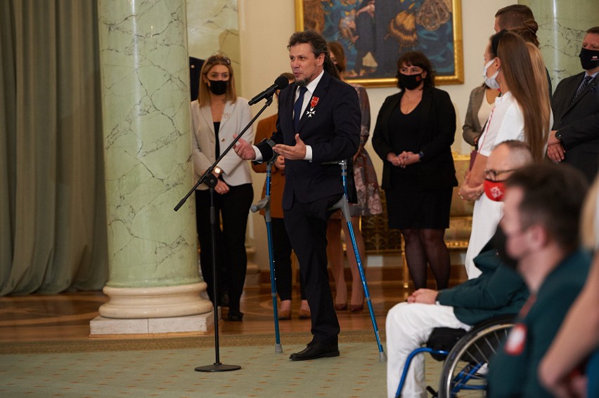 Maksym Chudzicki z Kielc odznaczony przez prezydenta Andrzeja Dudę. Nasz tenisista zdobył brąz na paraolimpiadzie w Tokio [ZDJĘCIA]