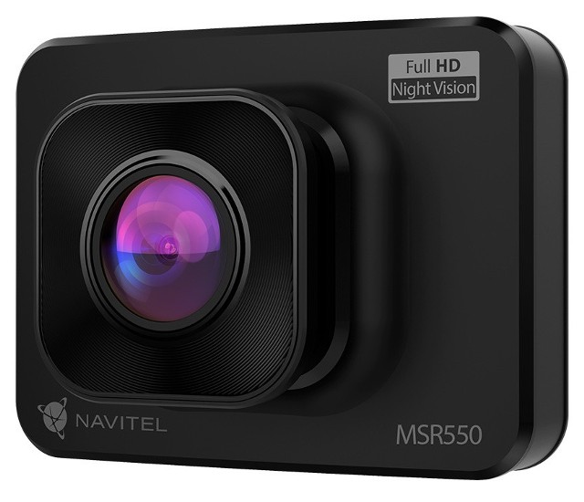 Navitel zaprezentował właśnie nowy wideorejestrator. Model MSR550 NV to następca kamery MSR500. Został wyposażony w zaawansowany sensor Night Vision, szklaną optykę i szeroki kąt widzenia 140 stopni. Kompaktowe gabaryty urządzenia zapewniają lepszą widoczność podczas jazdy.Fot. materiały prasowe