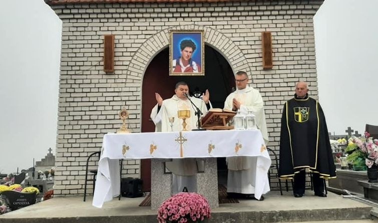 Podczas Mszy Świętych parafia w Kazimierzy Małej gościła...