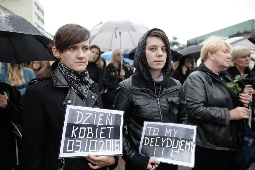 Czarny protest w Opolu.