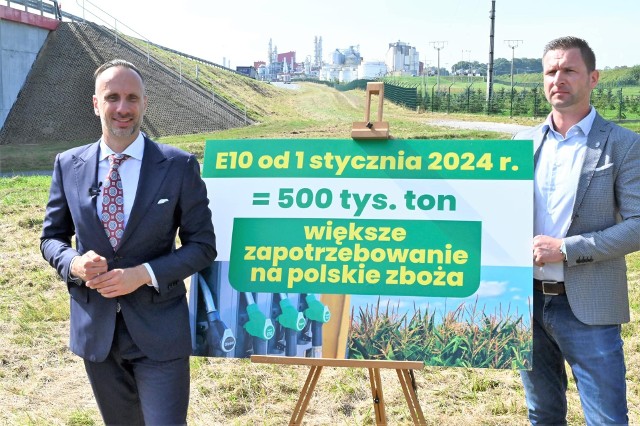 Konferencja prasowa pod siedzibę zakładu Bioagra w Goświnowicach pod Nysa. To jeden z 14 polskich producentów bioetanolu.
