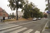 Plac przed dworcem kolejowym w Opolu zmieni się. Miasto ogłosi konkurs na koncepcję architektoniczną