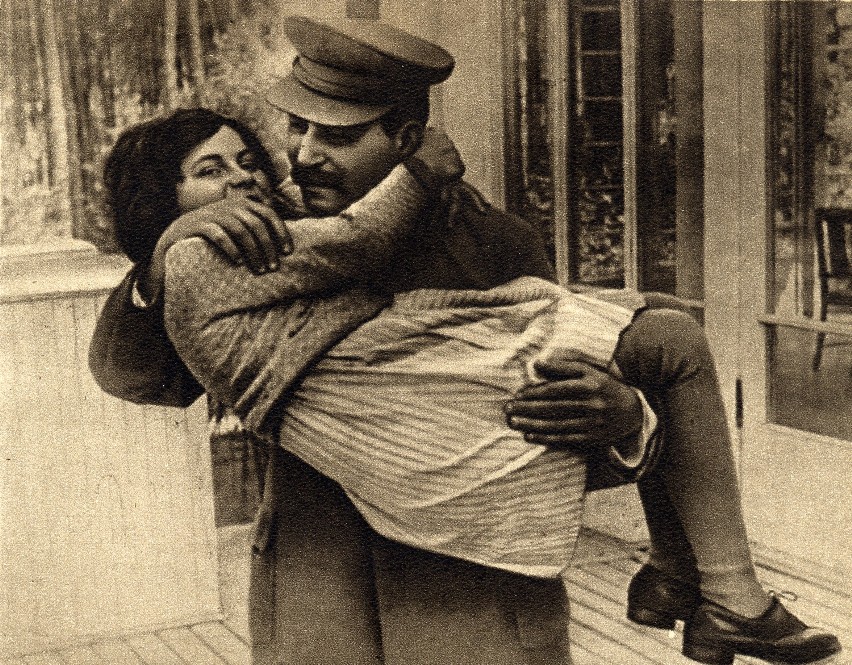 Mała Swietłana na rękach Stalina (1935 r.)