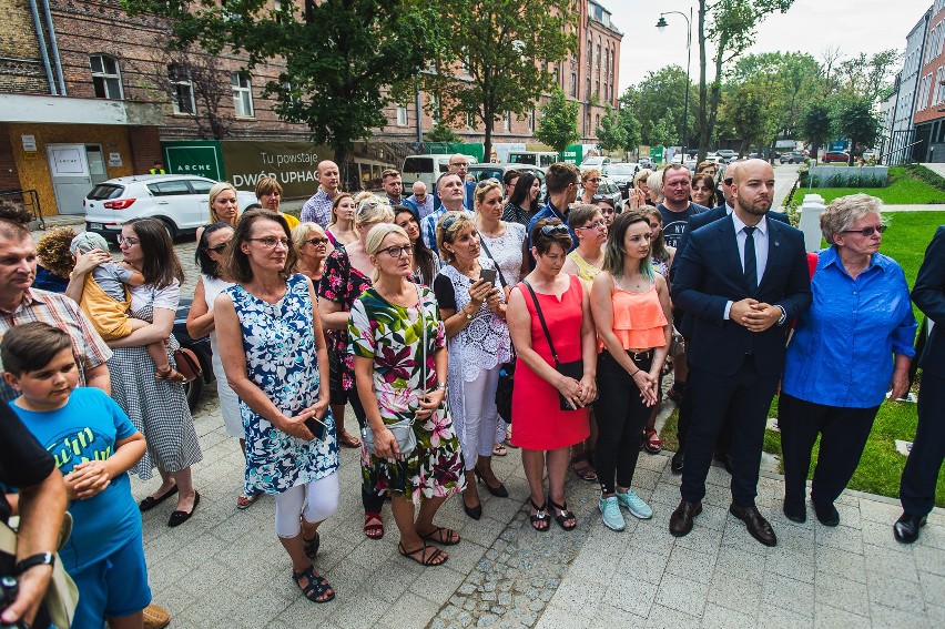 Wśród nowych lokatorów budynku przy Kieturakisa 6 są też...