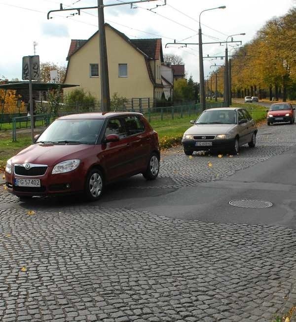 Czy Kostrzyńska doczeka się w przyszłym roku remontu z prawdziwego zdarzenia? Jest taka szansa, bo są za tym wszystkie kluby radnych.