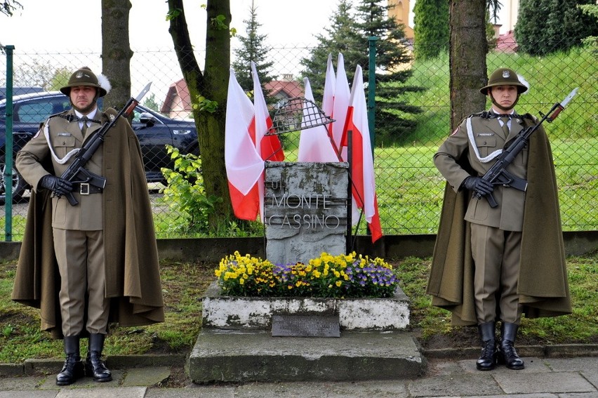 Władze Przemyśla uczciły bohaterów walk o Moneta Cassino....