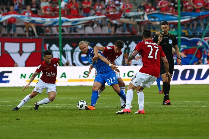 Wisła Kraków - Lech Poznań: Fantastyczne pożegnanie Pawła Brożka z kibicami „Białej Gwiazdy"! Gol w ostatnim meczu w ostatniej minucie!  