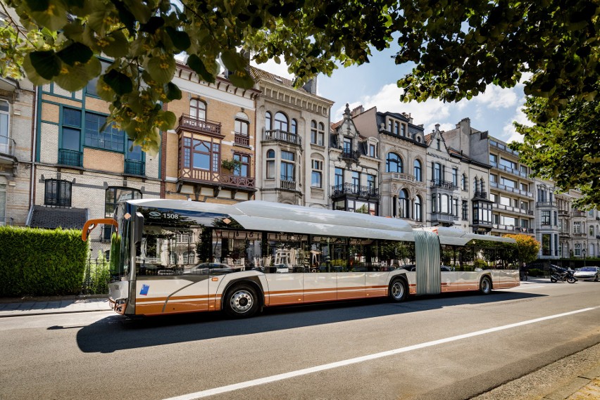 Tak prezentuje się 18-metrowy solaris urbino electric