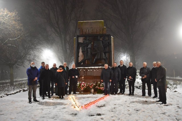 Obchody 40. rocznicy wprowadzenia stanu wojennego w Żninie.