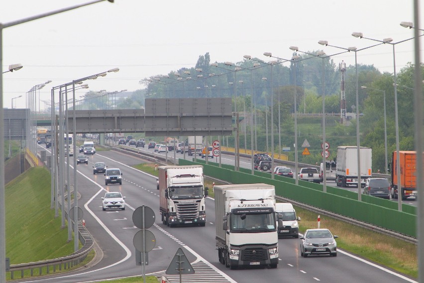 A2: Konsultują powstanie trzeciego pasa 