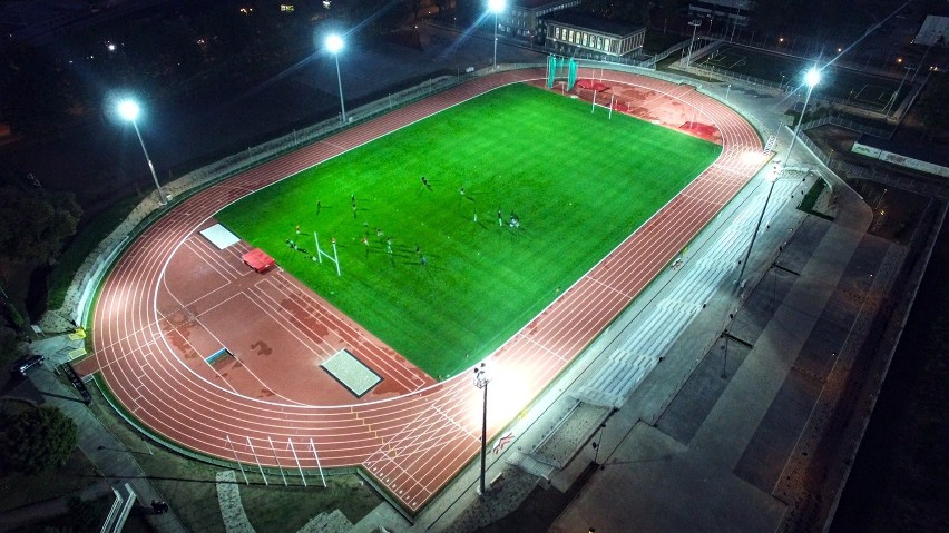 Nowy Gdański Stadion Lekkoatletyczny i Rugby. Na 60-lecie gdańskiego klubu [WIZUALIZACJE]