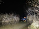 Akcja ratownicza na żwirowni w Kantorowicach. Wyciągnęli z wody proszącego o pomoc mężczyznę 