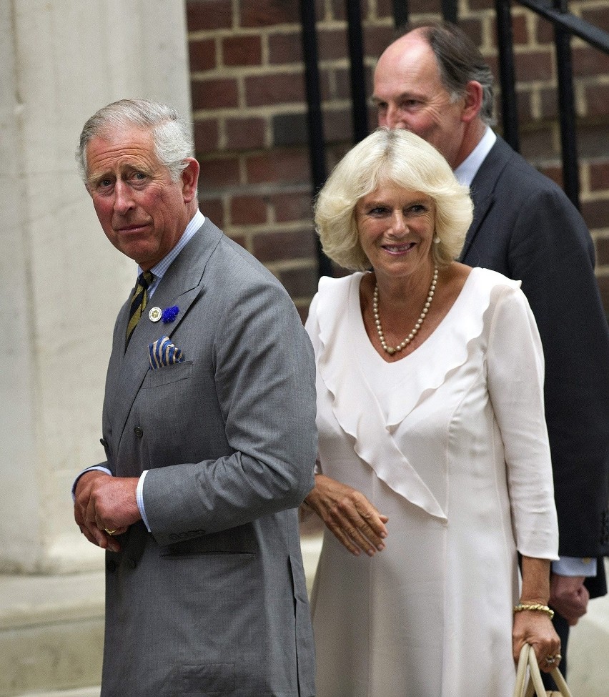 Księżna Kate i syn opuścili szpital. ZOBACZ ZDJĘCIA Royal Baby
