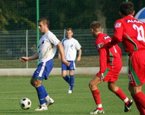 II Liga pilki noznej. MKS Kluczbork - Zaglebie Sosnowiec 2:0