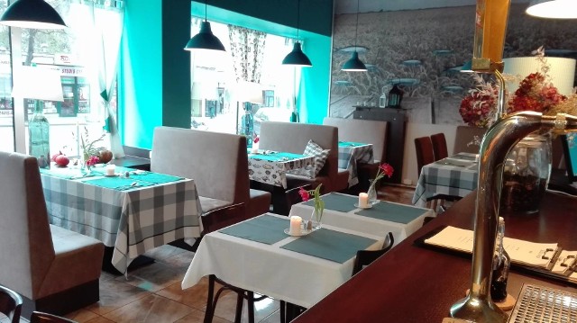 Restauracja Granola w Gdyni w Kuchennych Rewolucjach. Zmieniła nazwę na Śledź i Chleb