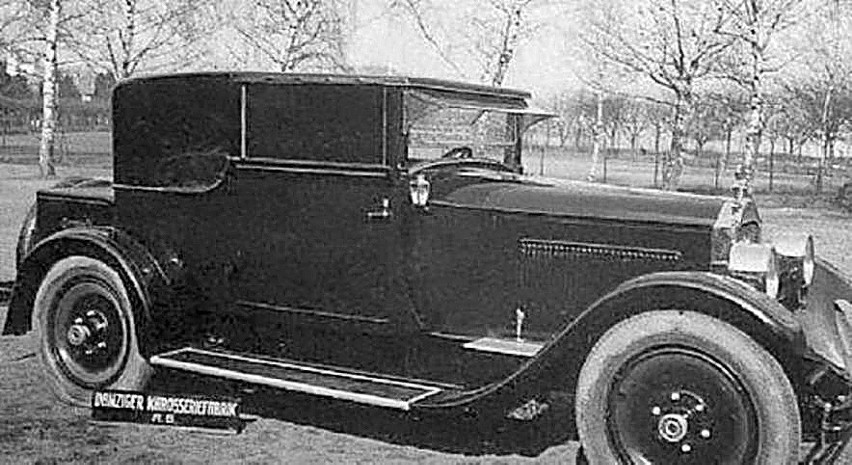 Packard z połowy lat 20. z elegancką karoserią wykonaną w...