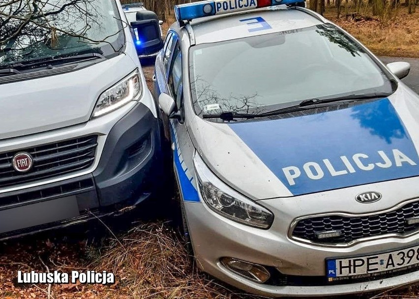 Policjanci z Gubina zatrzymali kierowcę po pościgu, który...