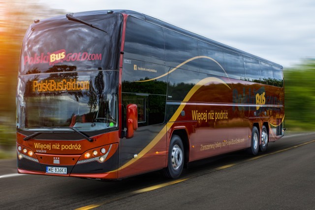 Polski Bus Gold- czyli w komfortowych warunkach na 8 nowych trasach z WarszawyJeden autokar wart jest 1,7 mln zł.