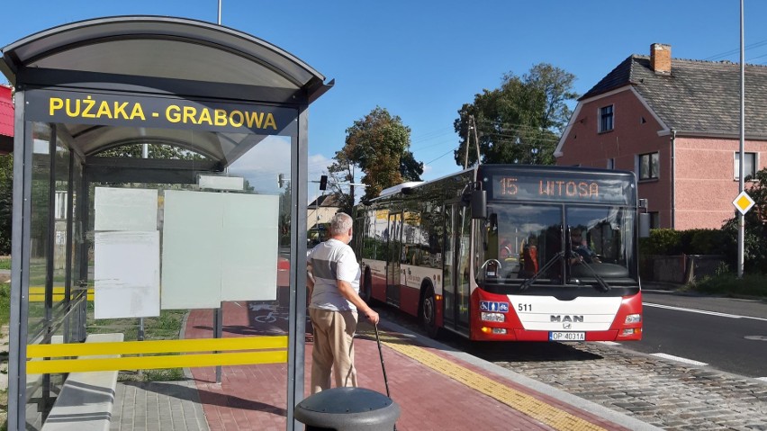 Obecnie mieszkańcy Opola wsiadający do autobusów MZK na...