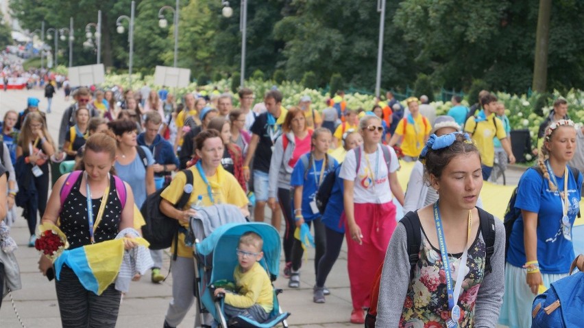 Częstochowa: Pielgrzymi przybywają na święto Wniebowzięcia...