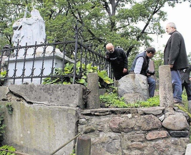W tym roku zbiórka ma pomóc  w odnowieniu kaplicy grobowej rodziny Burhardtów, która znajduje się na wileńskiej Rossie