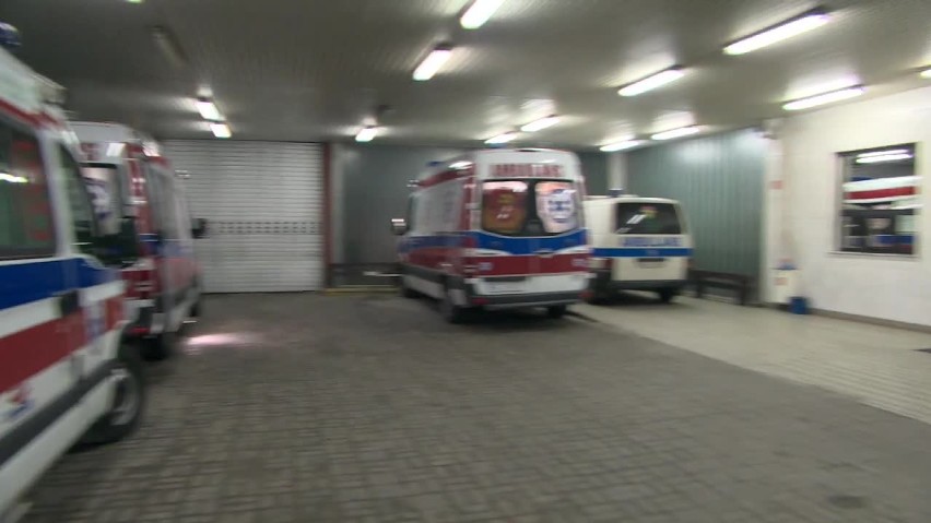 Atak obcokrajowca w polskim szpitalu. Zaatakował dwóch pacjentów "metalowym przedmiotem" [FILM]