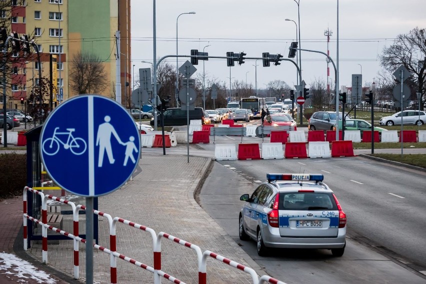 Stan Trasy Uniwersyteckiej jest gorszy niż przypuszczano.