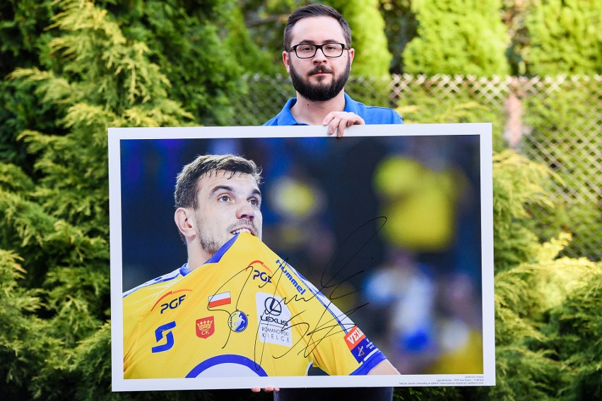 Szmal, Karabatic, Jurecki. Wyjątkowe zdjęcia z autografami w szczytnym celu!