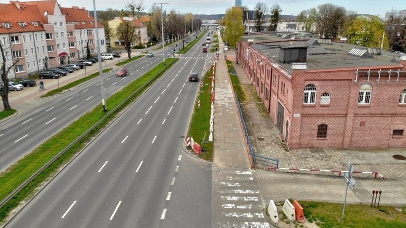 Gdańsk: Ruszyła budowa ścieżki rowerowej na al. Grunwaldzkiej. Wykonawca rozpoczął pracę [ZDJĘCIA]