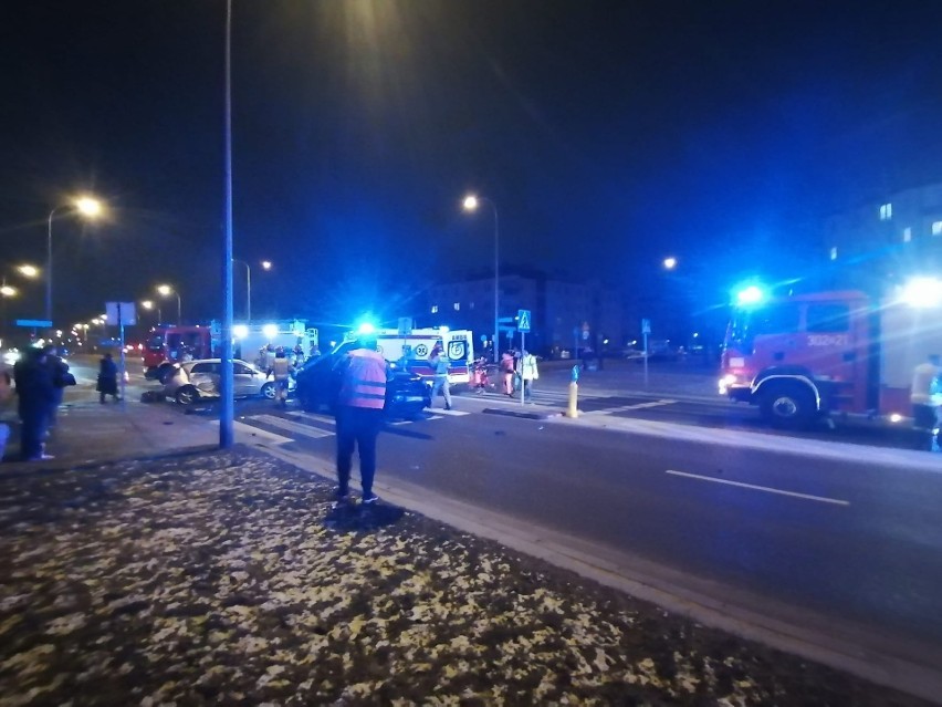 Wypadek na skrzyżowaniu ulic Pileckiego, Kołłątaja i...