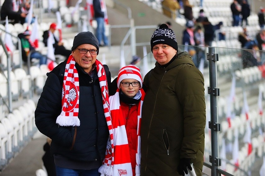 Kibice na meczu ŁKS Cracovia. Zdjęcia kibiców Łódzkiego...