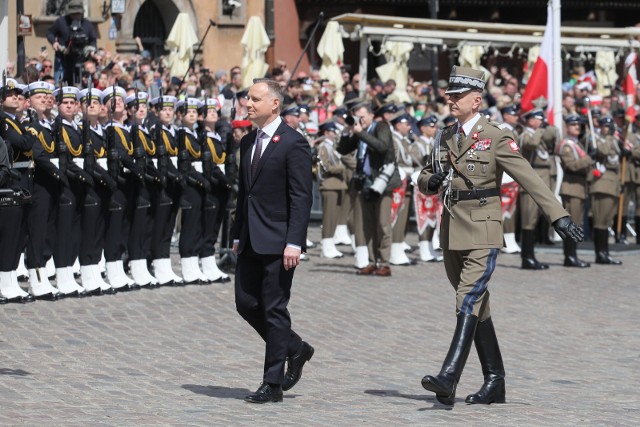 Święto Konstytucji 3 Maja. Prezydent Andrzej Duda wygłosił przemówienie na Placu Zamkowym