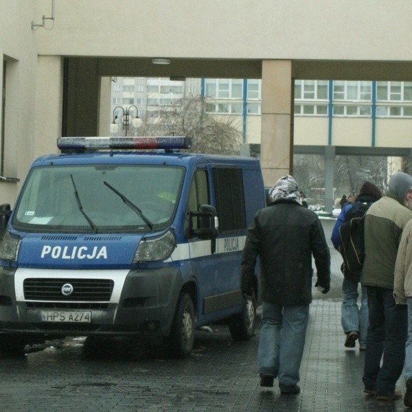 Studenci Politechniki Świętokrzyskiej mieli nieoczekiwaną przerwę w zajęciach.