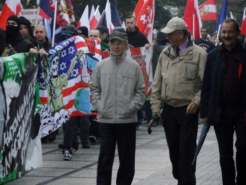 W marszu antyimigracyjnym w Częstochowie wzięło udział ponad...