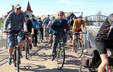 Ponad 150 osób pojechało w rowerowym "Rajdzie dla Ziemi" w Grudziądzu [zdjęcia]