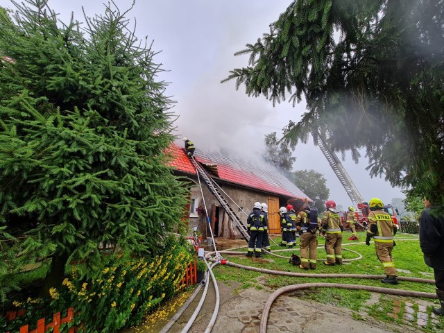 Pożar domu w Marciszowie 14.07.2021