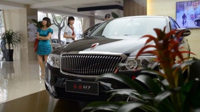 Chiński samochód Czerwony Szandar wraca na rynek. Zobacz film