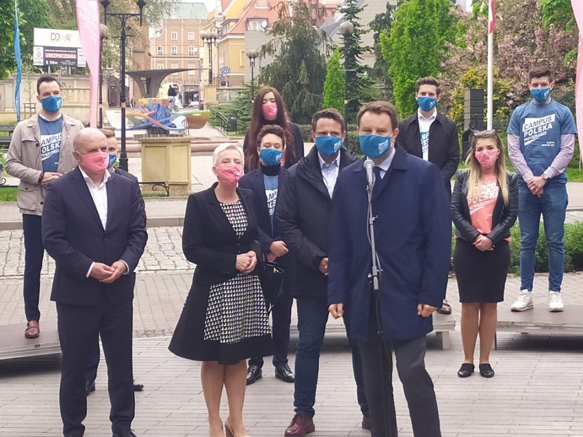 Prezydenci Trzaskowski i Wiśniewski uważają, że państwo...