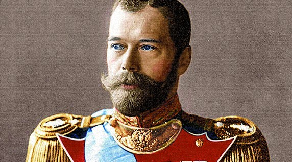 Car Mikołaj II szykuje się na „dobry rok 1917”, czyli oderwanie od realiów
