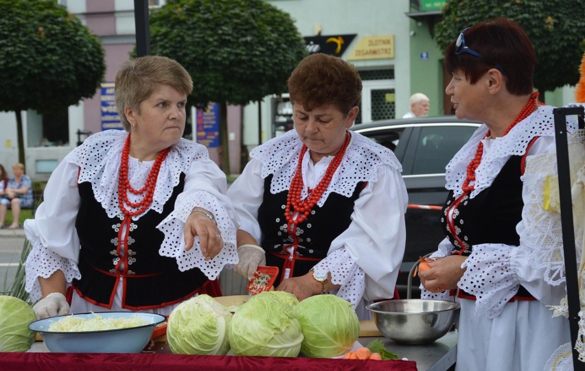 Na Festiwal Smaku do Miechowa przyjechała nawet stuletnia wojskowa kuchnia polowa