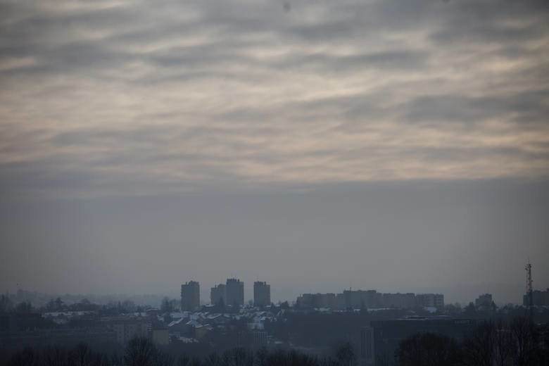 Smog w Lublinie. Duże stężenie pyłów w nocy